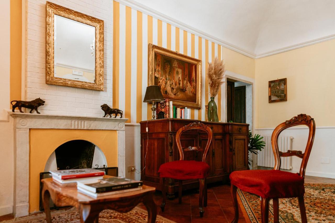 La Foresteria Di Palazzo Picedi Benettini Sarzana Luaran gambar