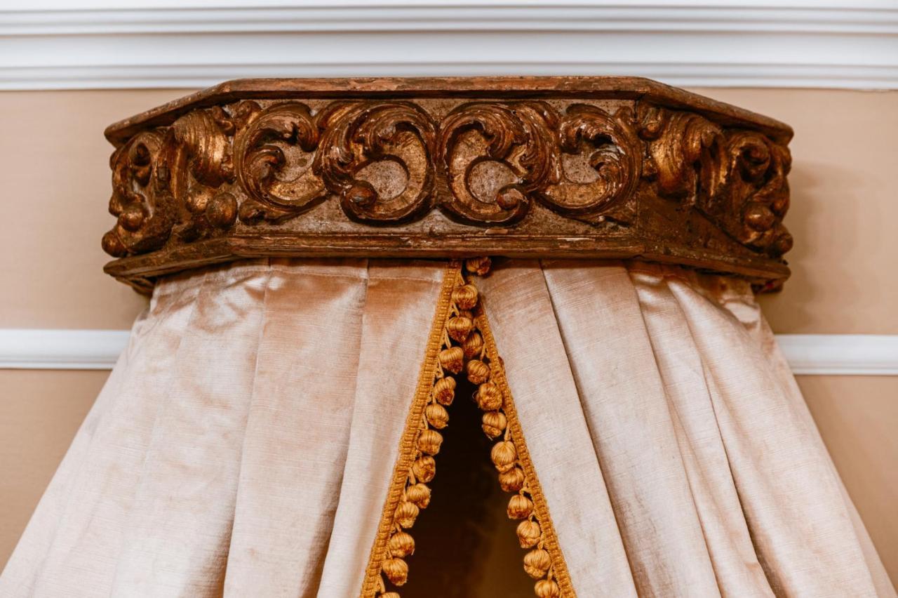 La Foresteria Di Palazzo Picedi Benettini Sarzana Luaran gambar