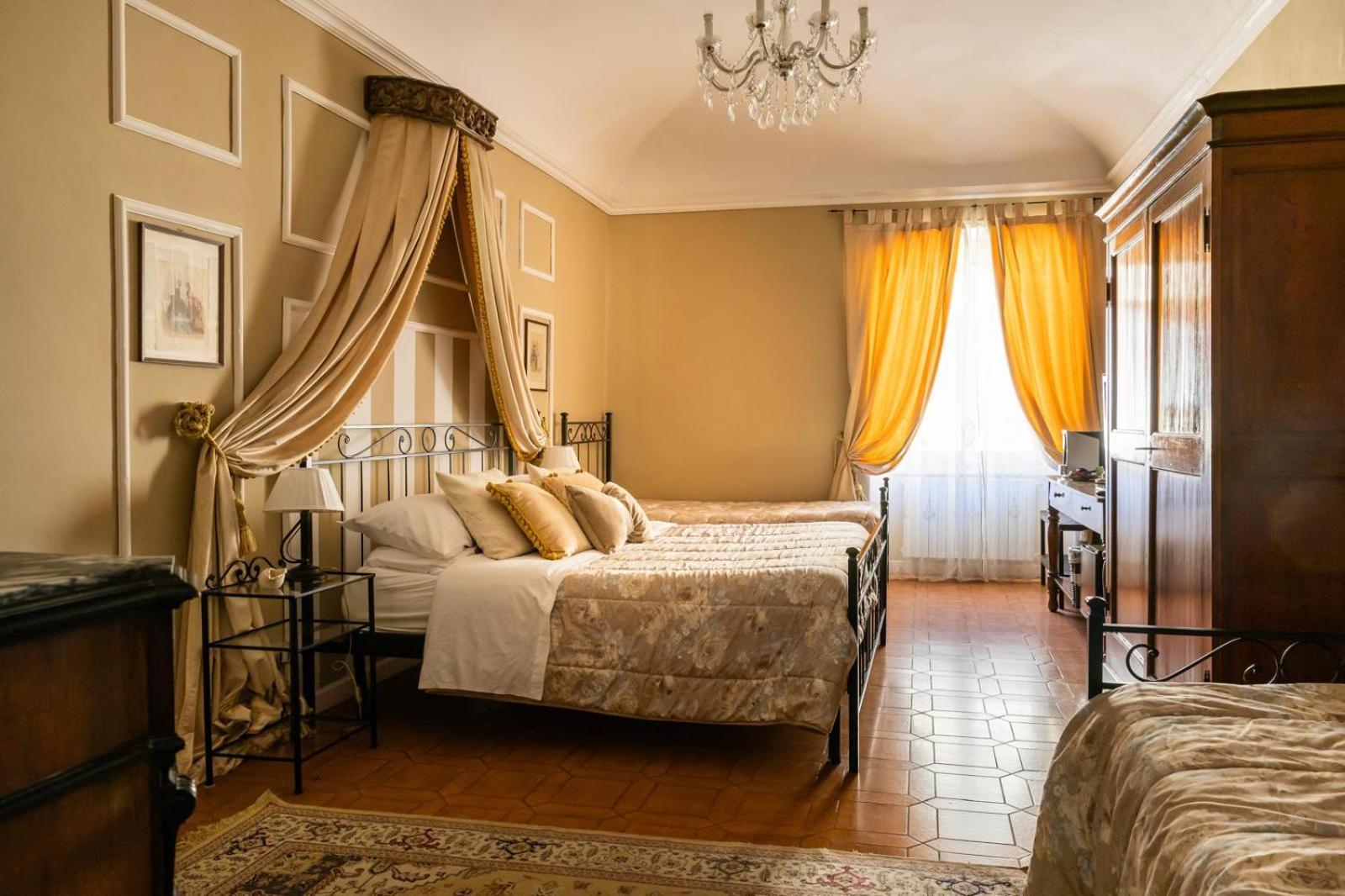 La Foresteria Di Palazzo Picedi Benettini Sarzana Luaran gambar
