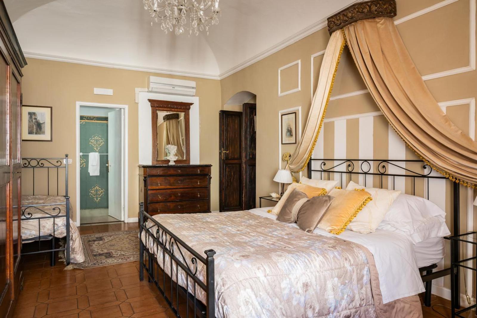La Foresteria Di Palazzo Picedi Benettini Sarzana Luaran gambar