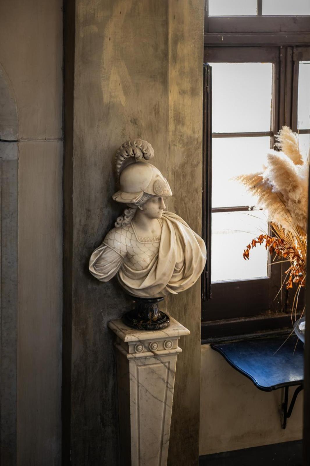 La Foresteria Di Palazzo Picedi Benettini Sarzana Luaran gambar